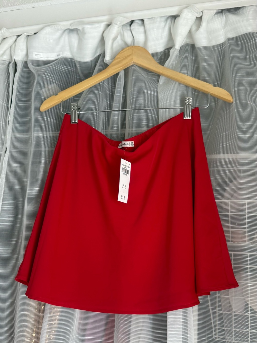 Abercrombie & Fitch Red Circle Skort